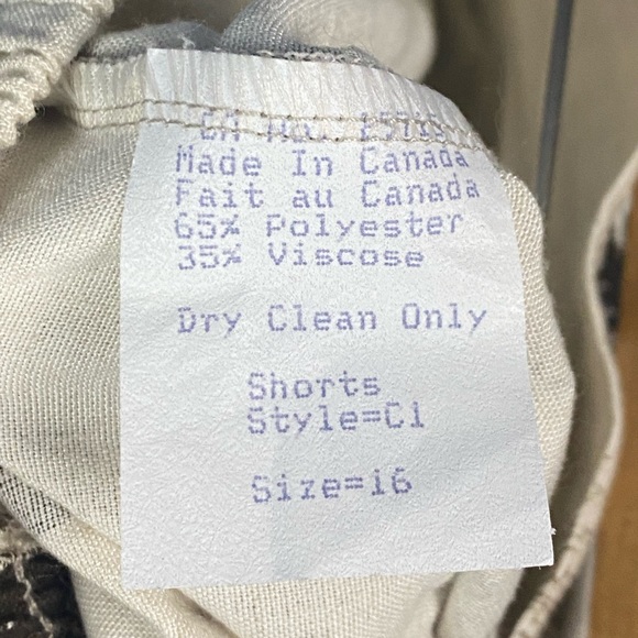 Vintage Pleated Walking Bermuda Shorts Made In Canada Elastic Waist Back Sz 16 - Picture 6 of 7